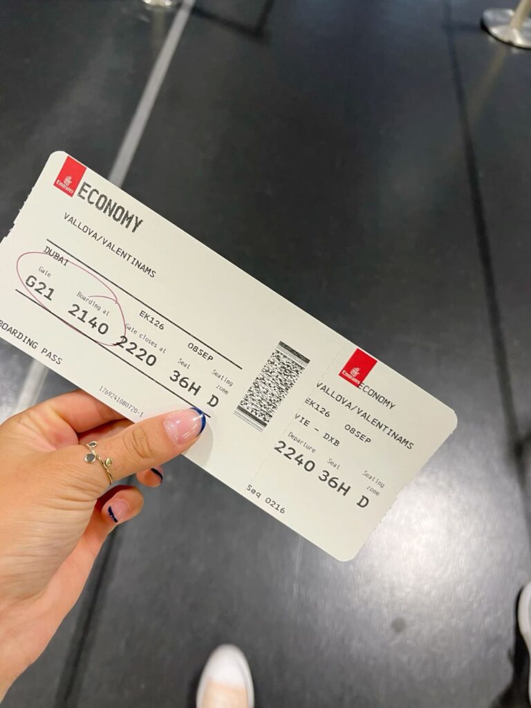 Emirates boarding pass 