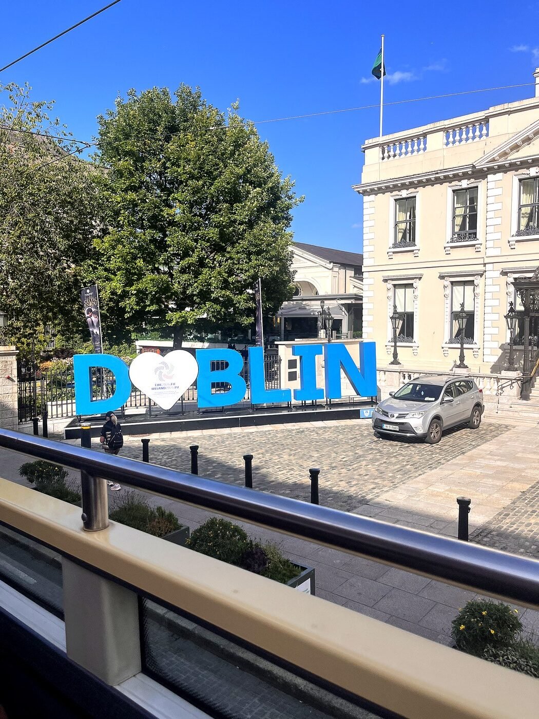 Dublin mansion house, big bus tour